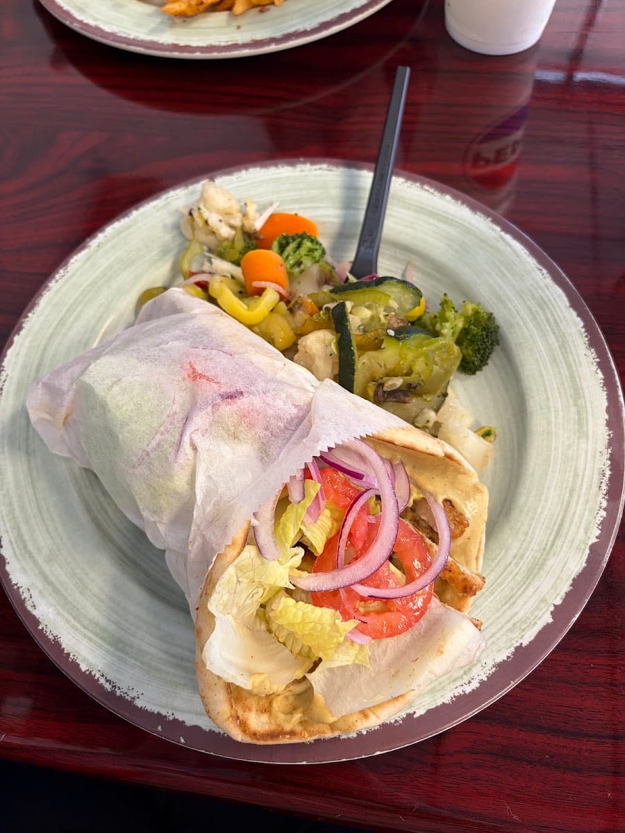 Mediterranean Sandwich Co. Airport, photo 4