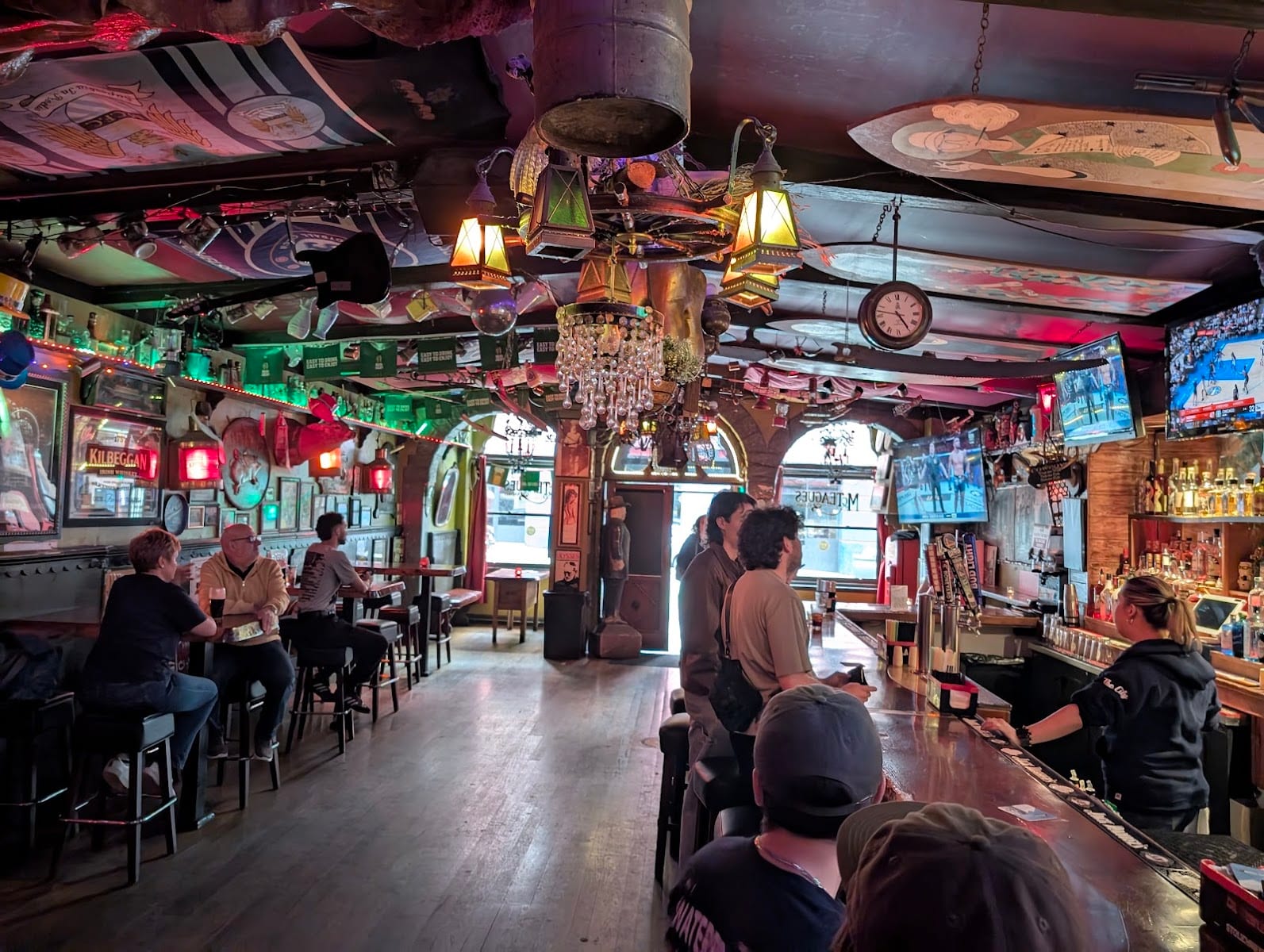 McTeague's Saloon, photo 2