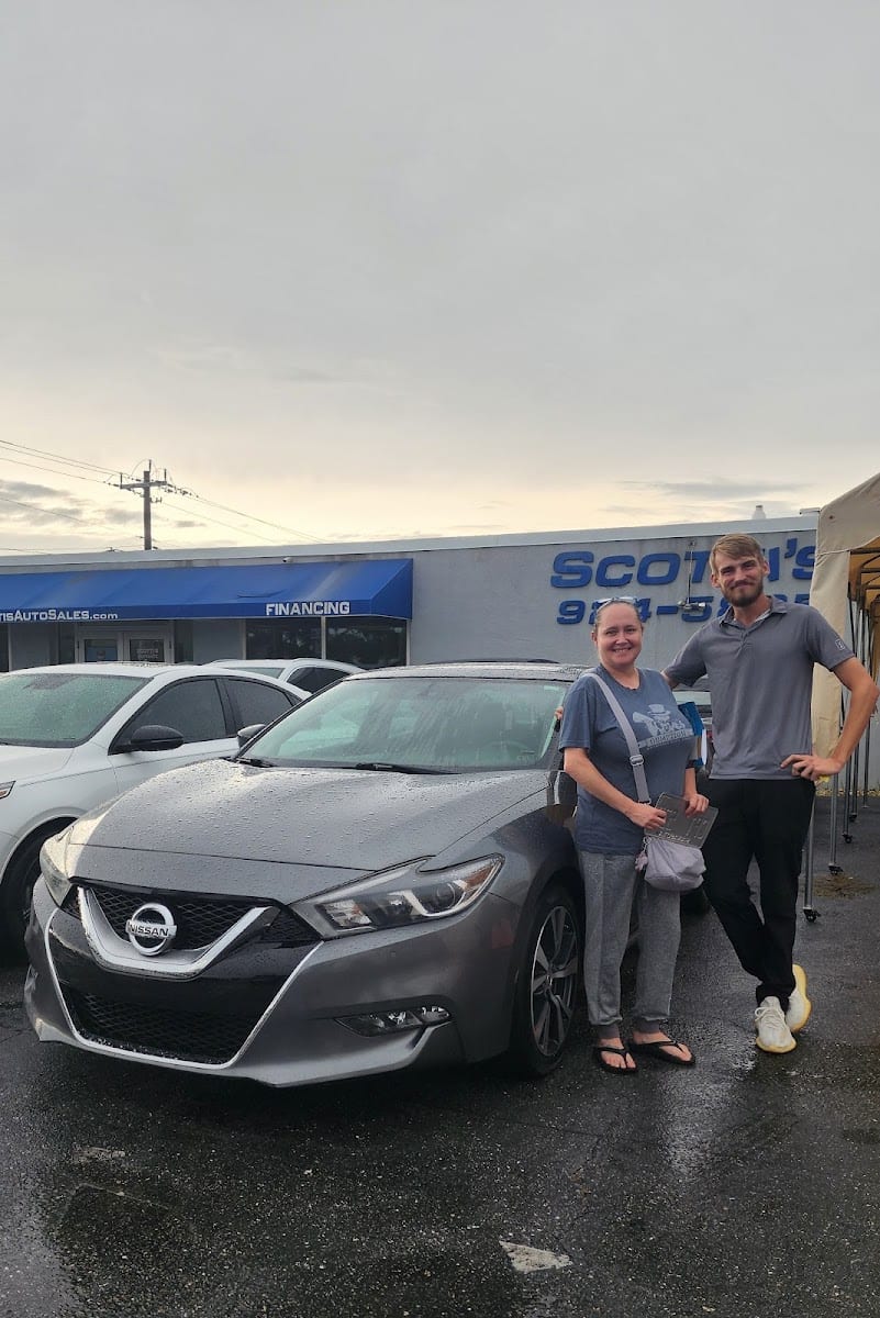 SCOTTI'S AUTO SALES SARASOTA~ PRE-OWNED~USED CARS