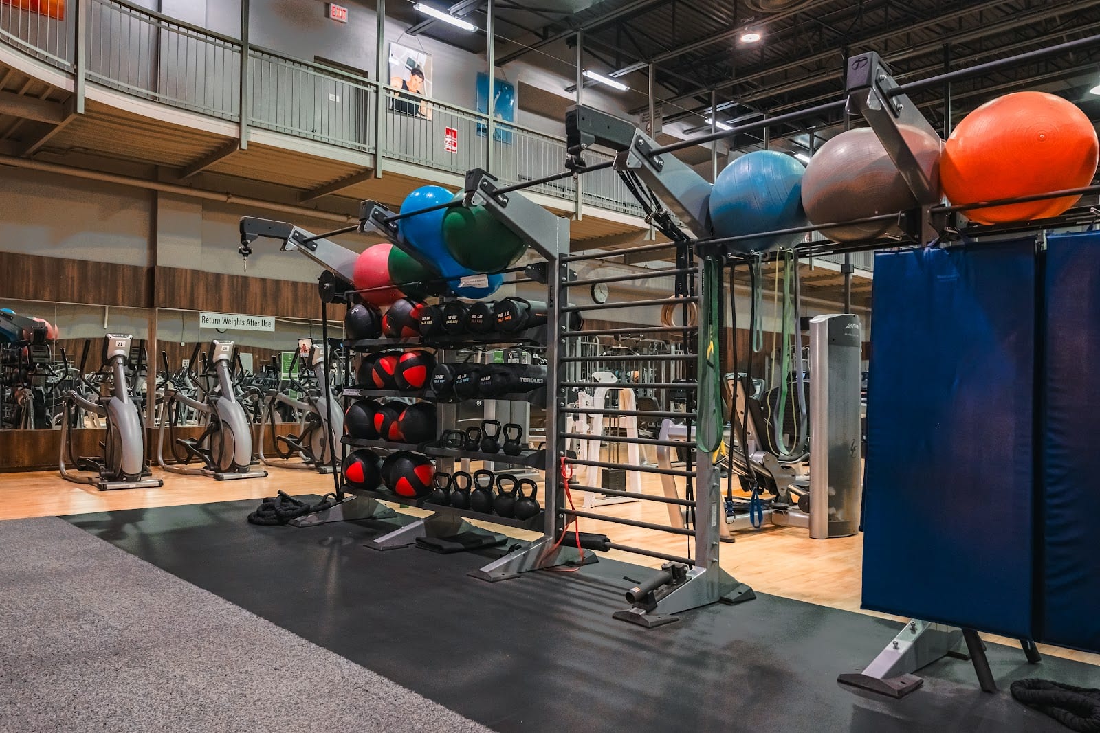 Columbus Centre Athletic Club, photo 2