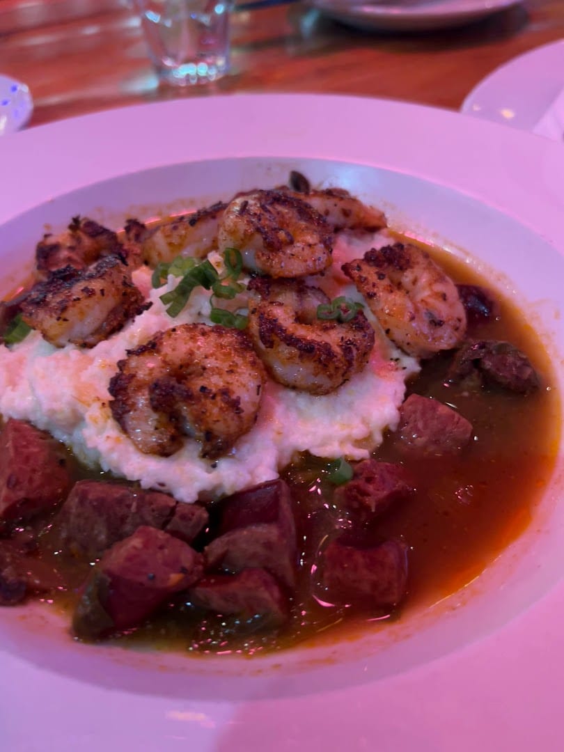 Lola's, photo 2