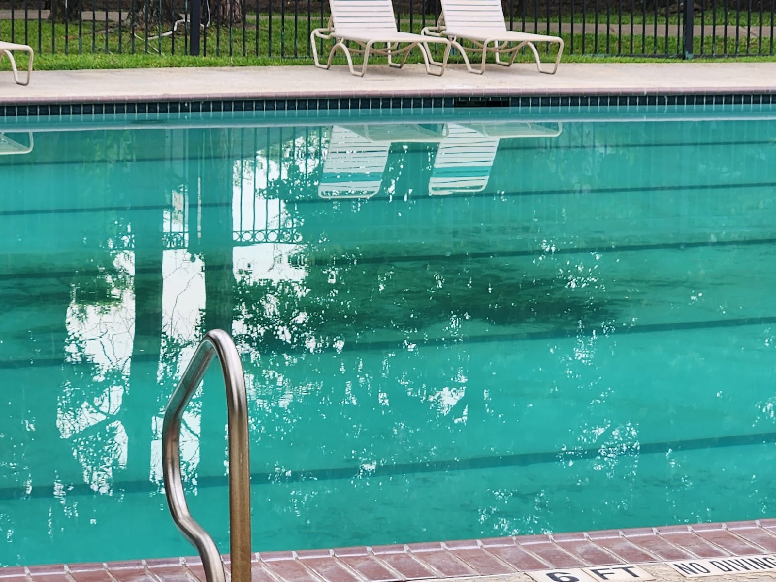 Breckenridge Forest Community Pool