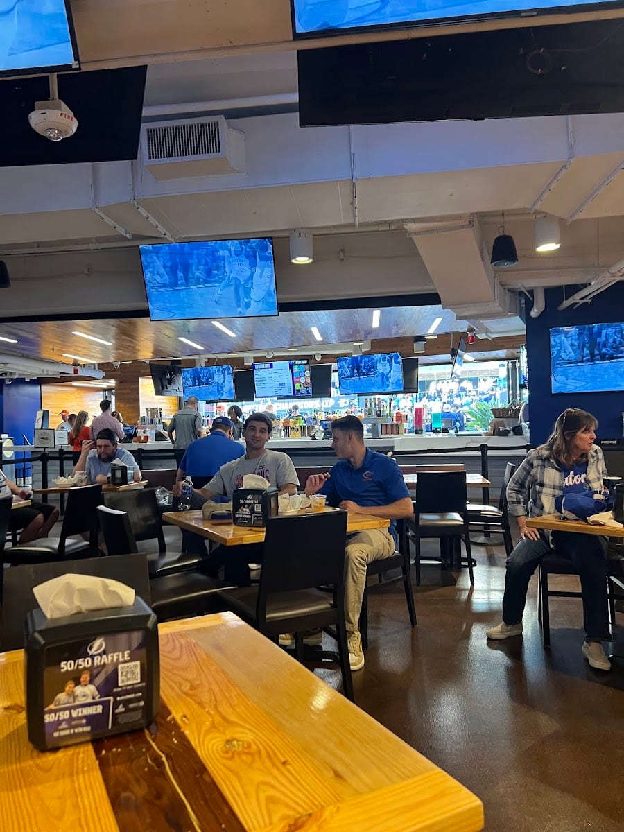 Cigar City Brewing Taproom Downtown at AMALIE Arena, photo 4