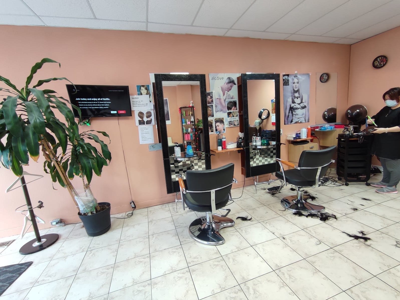 J.J Hair and Beauty Salon, photo 2