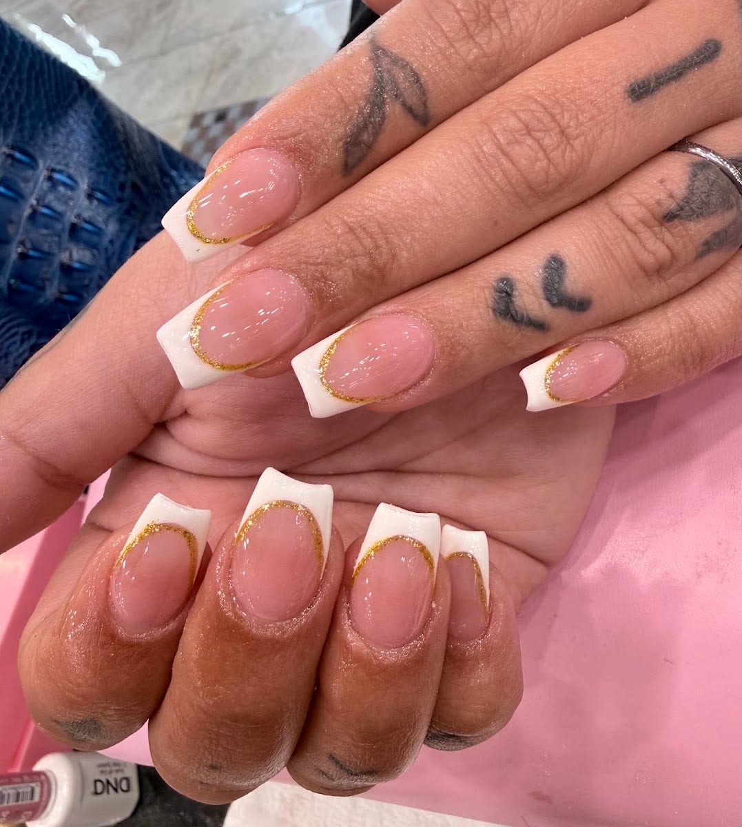 VIP Nails and Spa
