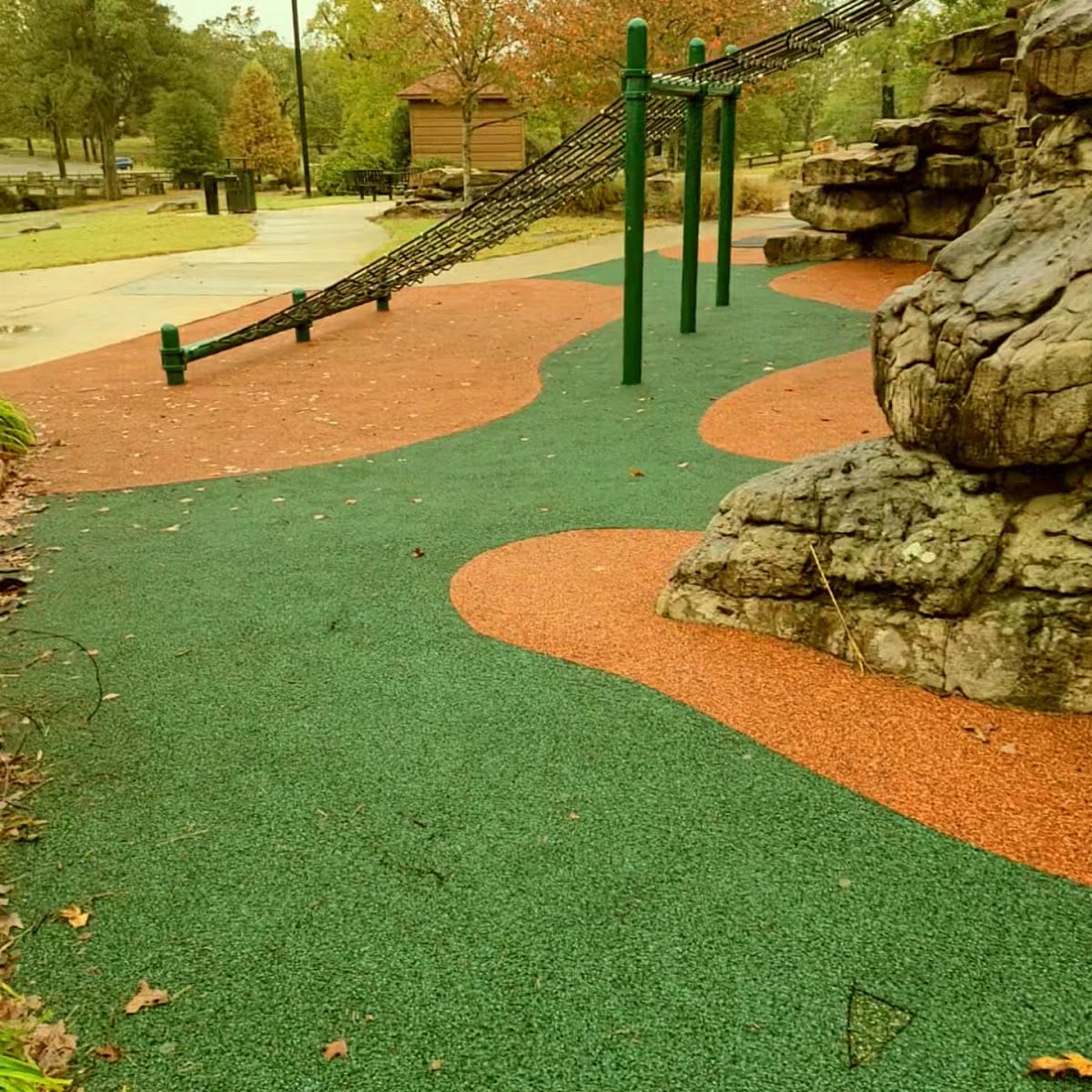 War Memorial Park Natural Play Area and Pavilion, photo 2