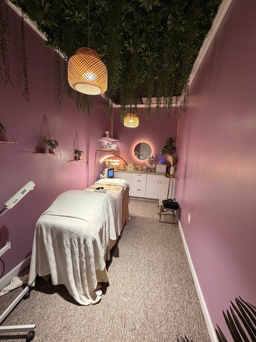 iBrow Threading Salon