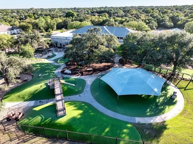 Chic Escape: Pool, Hot Tub, Gym & Playroom