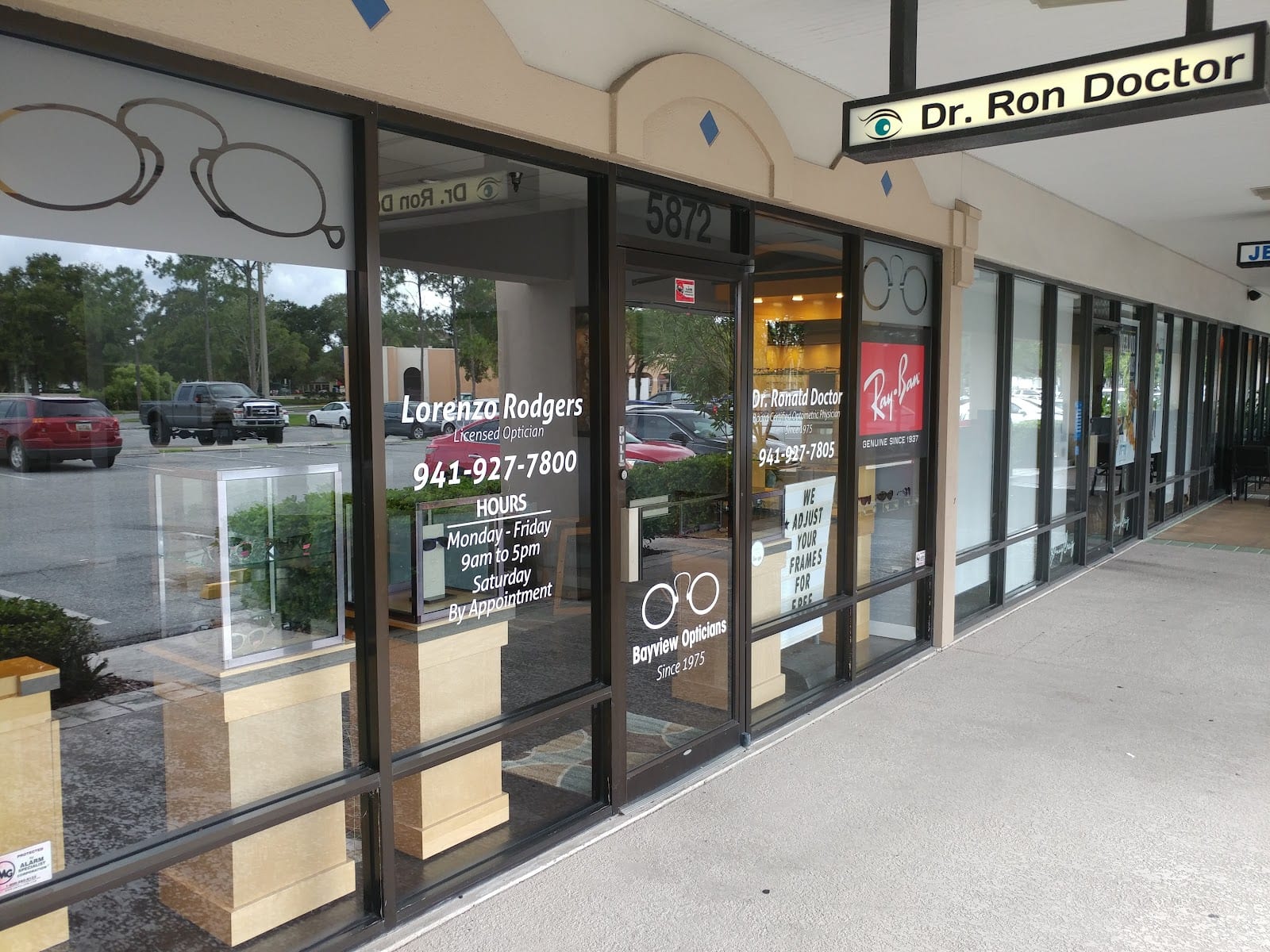 Dr. Ronald Doctor Family Eye Care