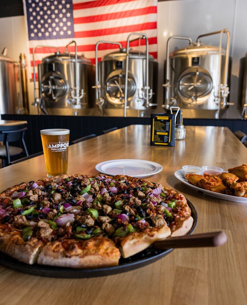 Lamppost Pizza & Brewery