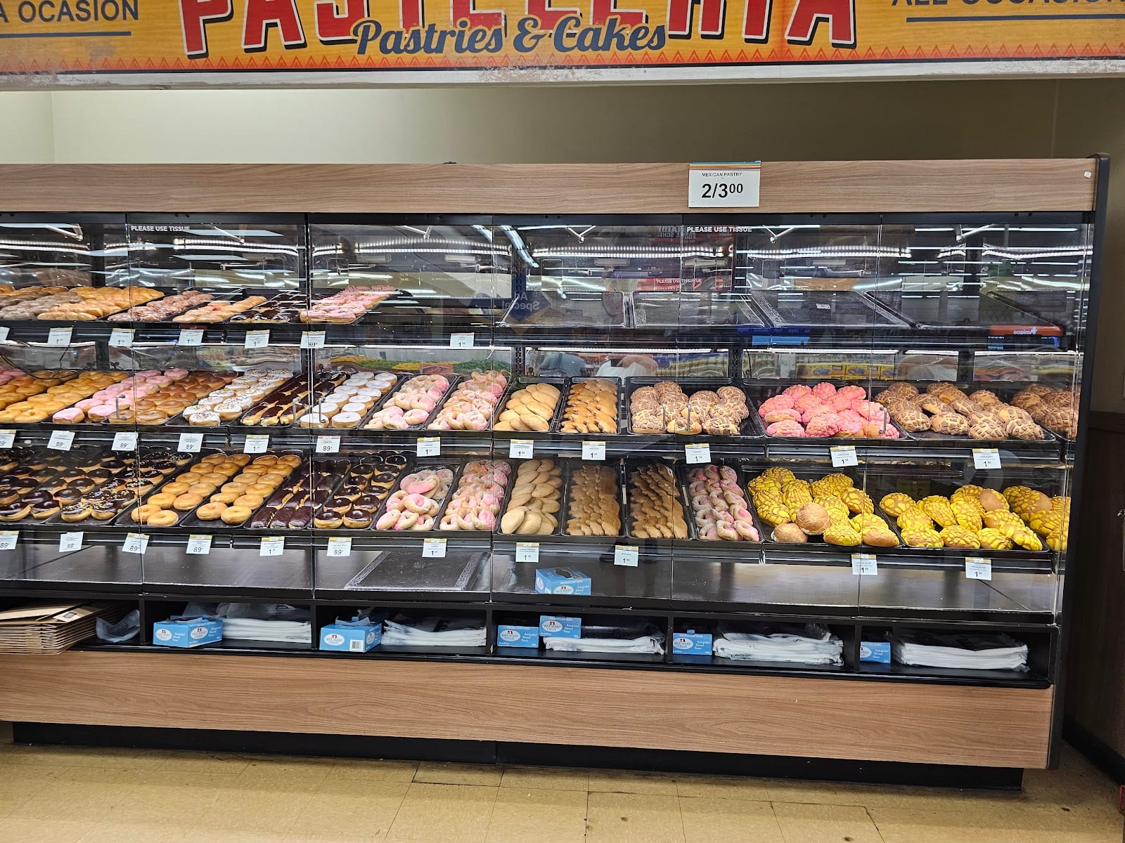 Amigos Pharmacy, photo 2