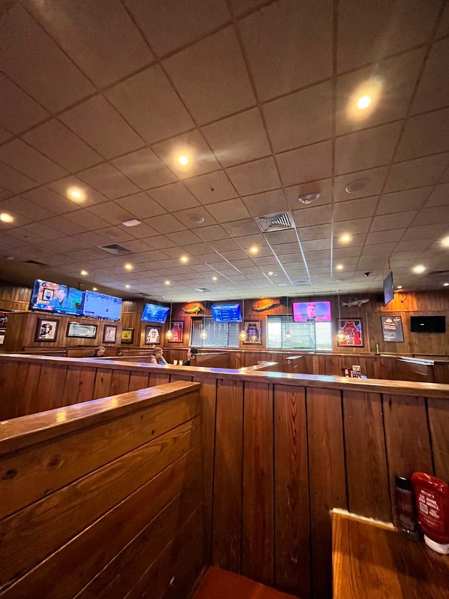 Miller's Ale House, photo 4