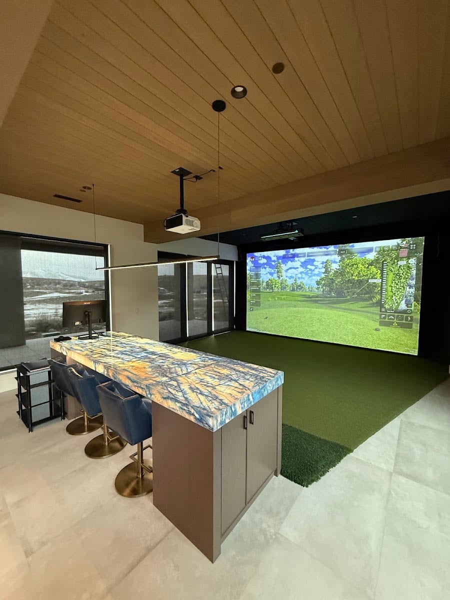 Indoor Golf Launch, photo 2