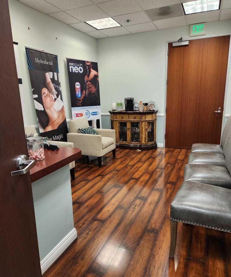 Lux Medical OC