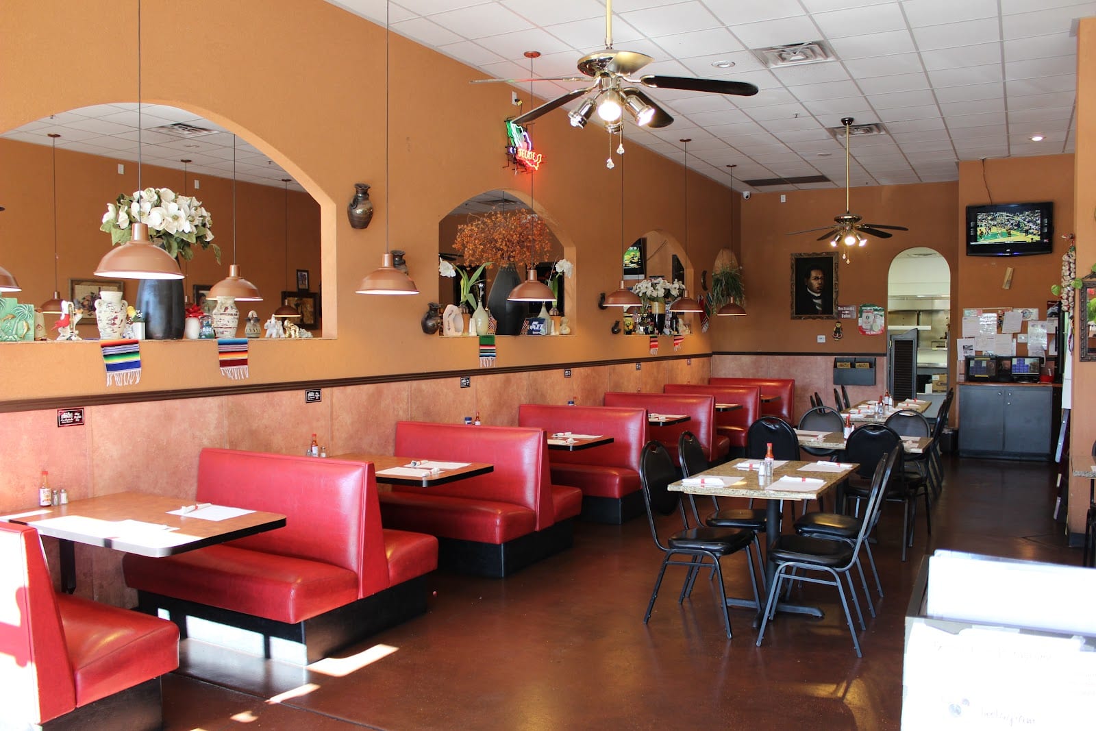 La Hacienda Salt Lake