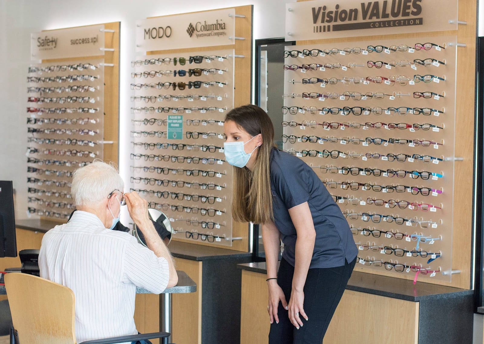 Dr. Tavel Family Eyecare