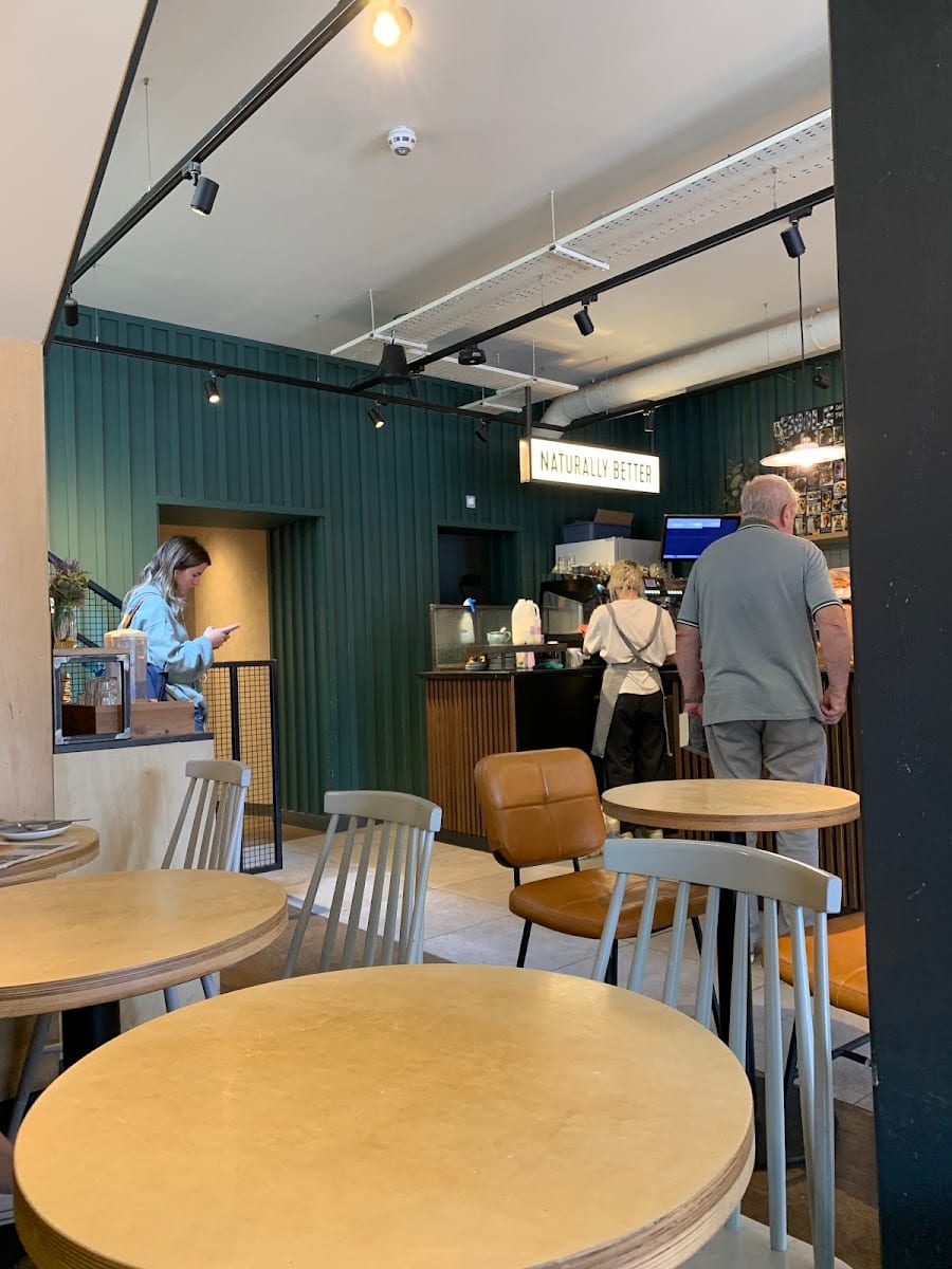 Harris + Hoole, photo 2