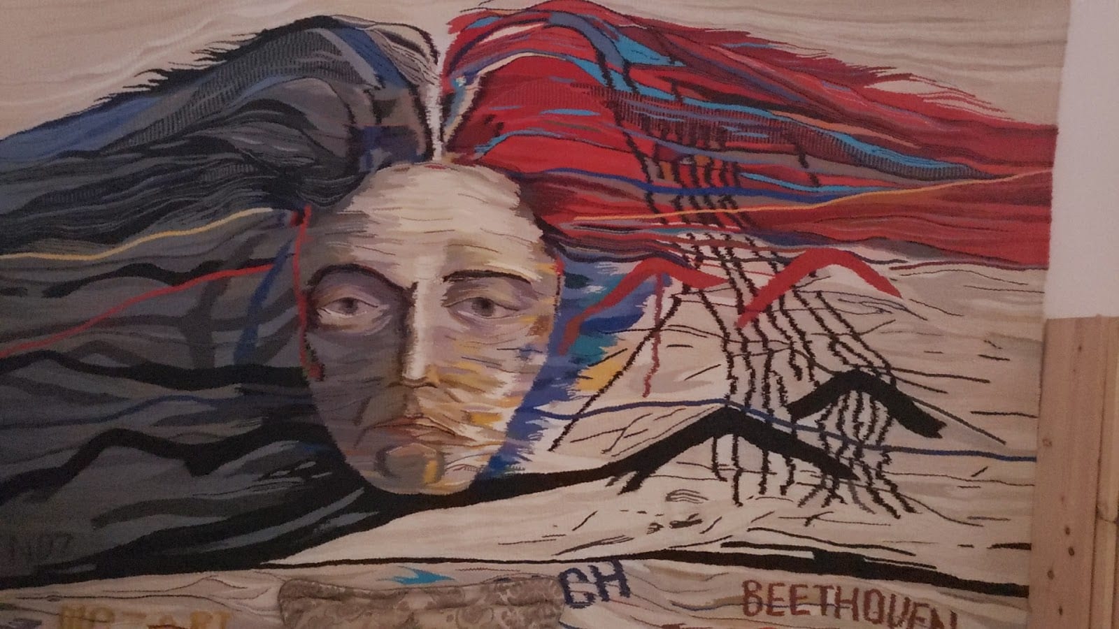 Iszchan Nazarian Art Studio, photo 2
