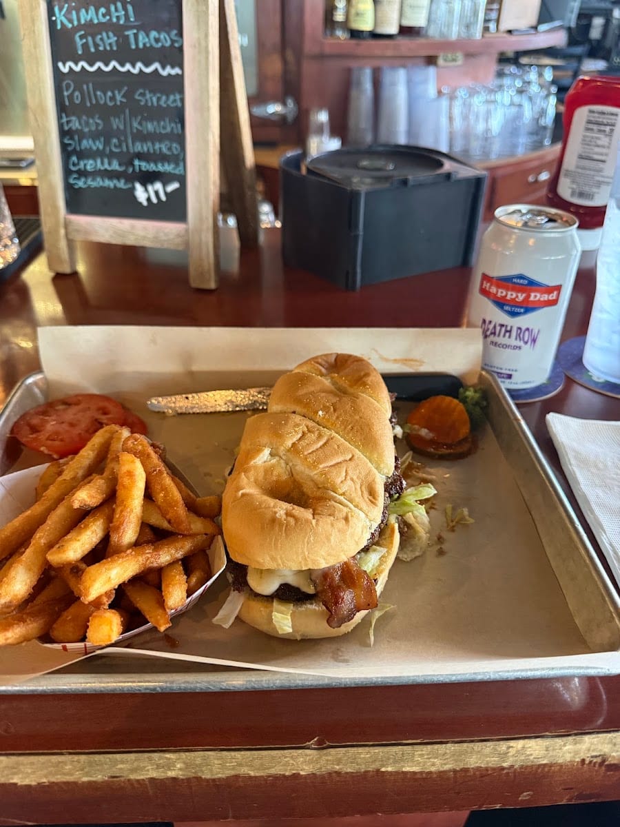 The Westside Tavern, photo 3