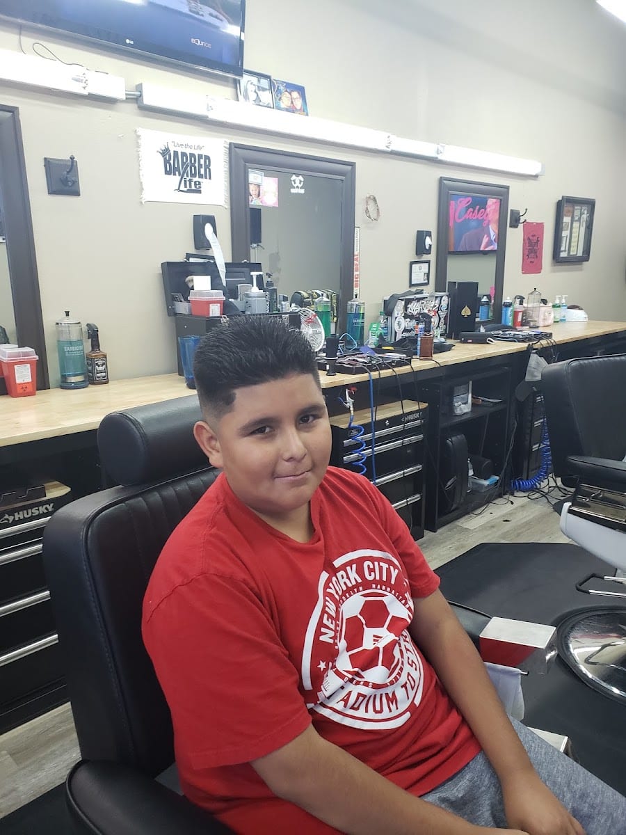 Flores barbershop LLC., photo 4