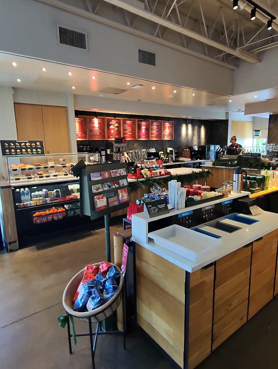 Starbucks, photo 3