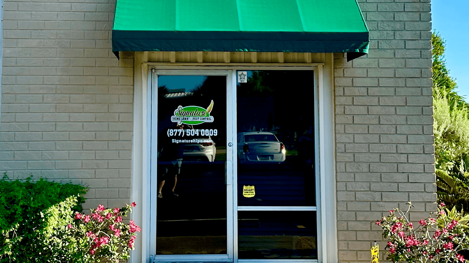 Signature Home Lawn and Pest Control, photo 2