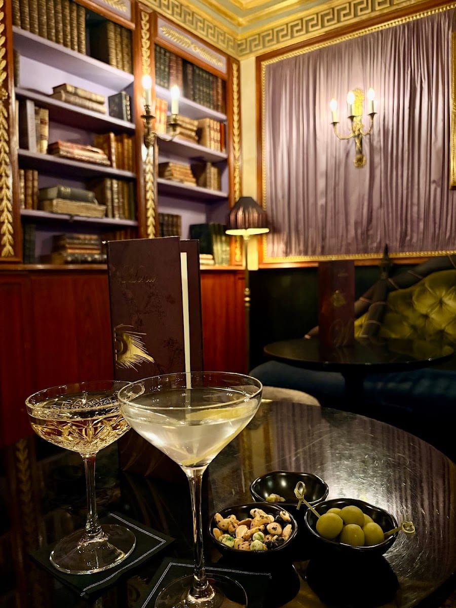 Wilde's Lounge at L'Hotel, photo 4
