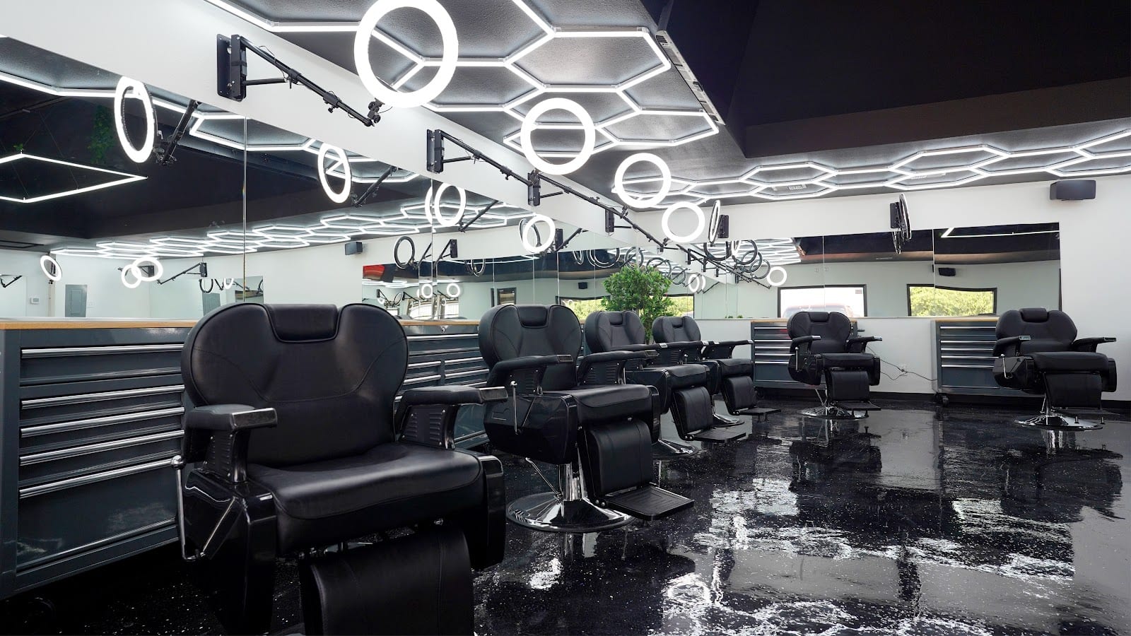 Marcuts The Barber