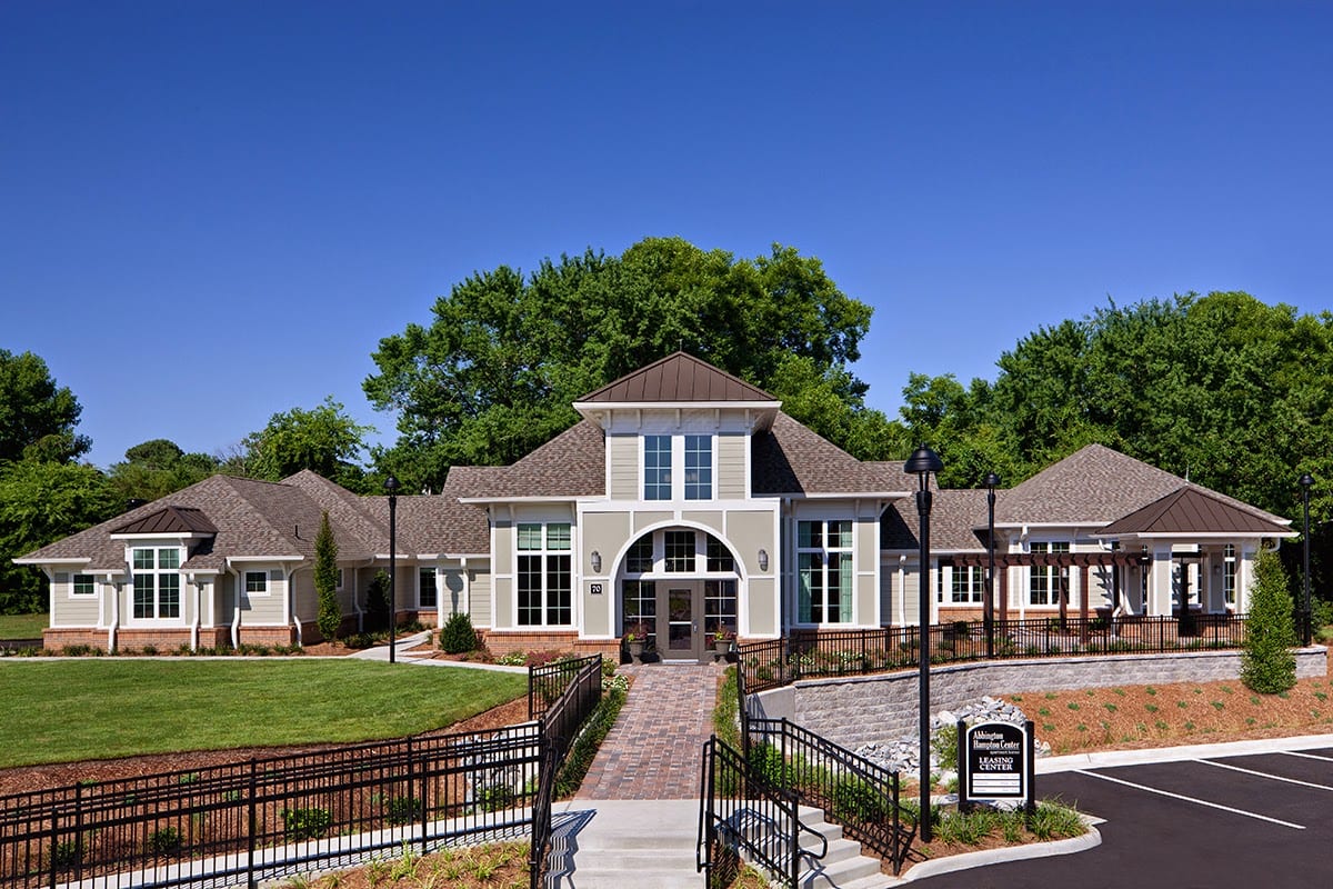 Lakeshore at Hampton Center Apartments