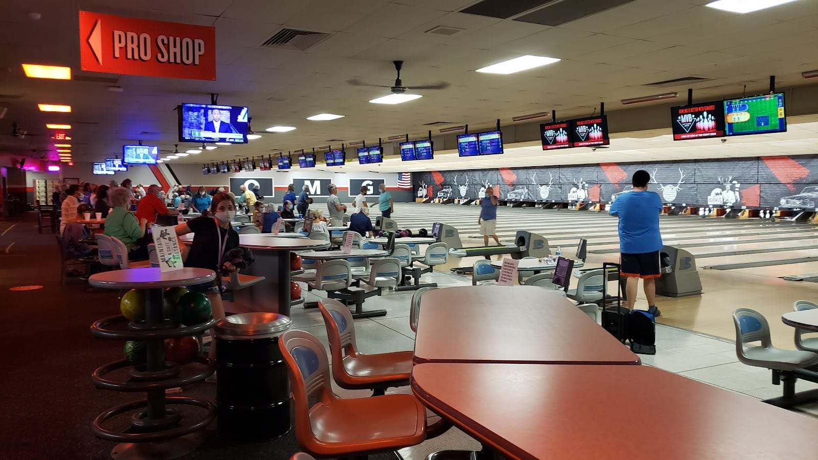 Bowlero Tucson, photo 3