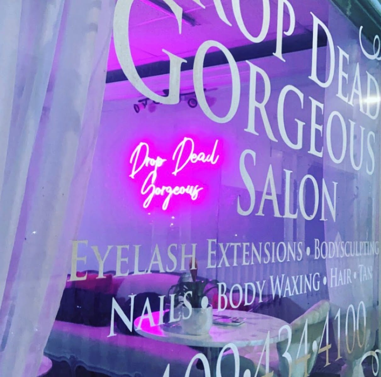 Drop Dead Gorgeous, photo 2