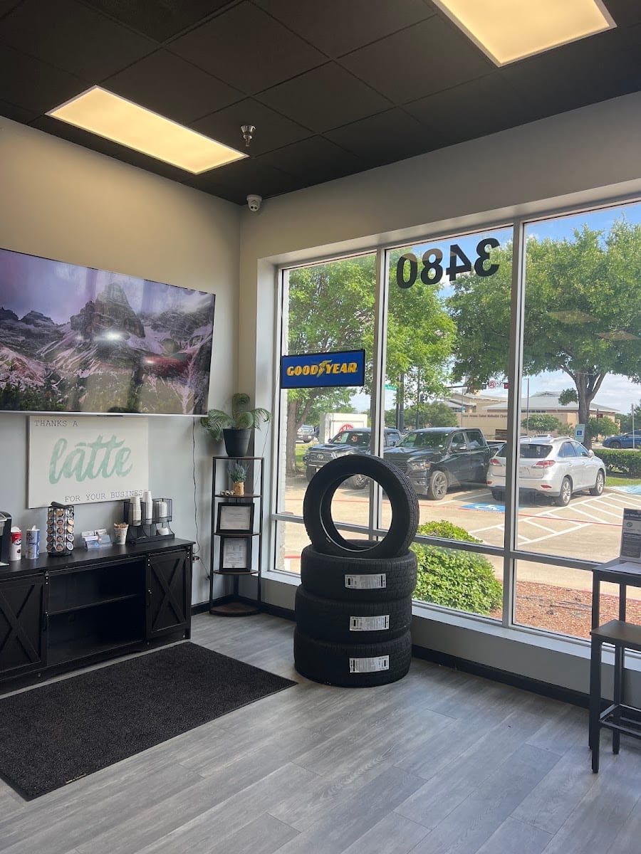Pioneer Tire & Automotive, photo 3