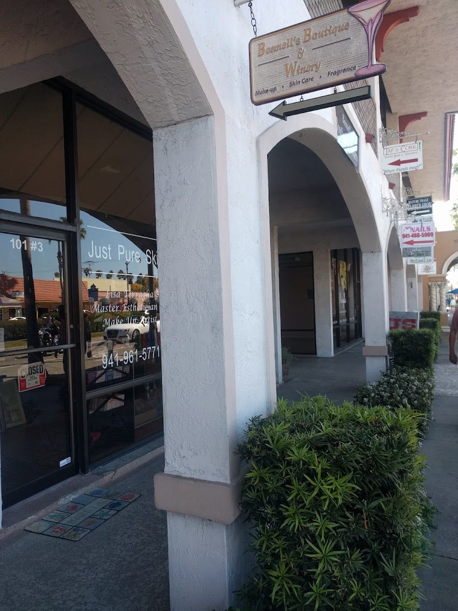Bonnell's Boutique & Winery, photo 2