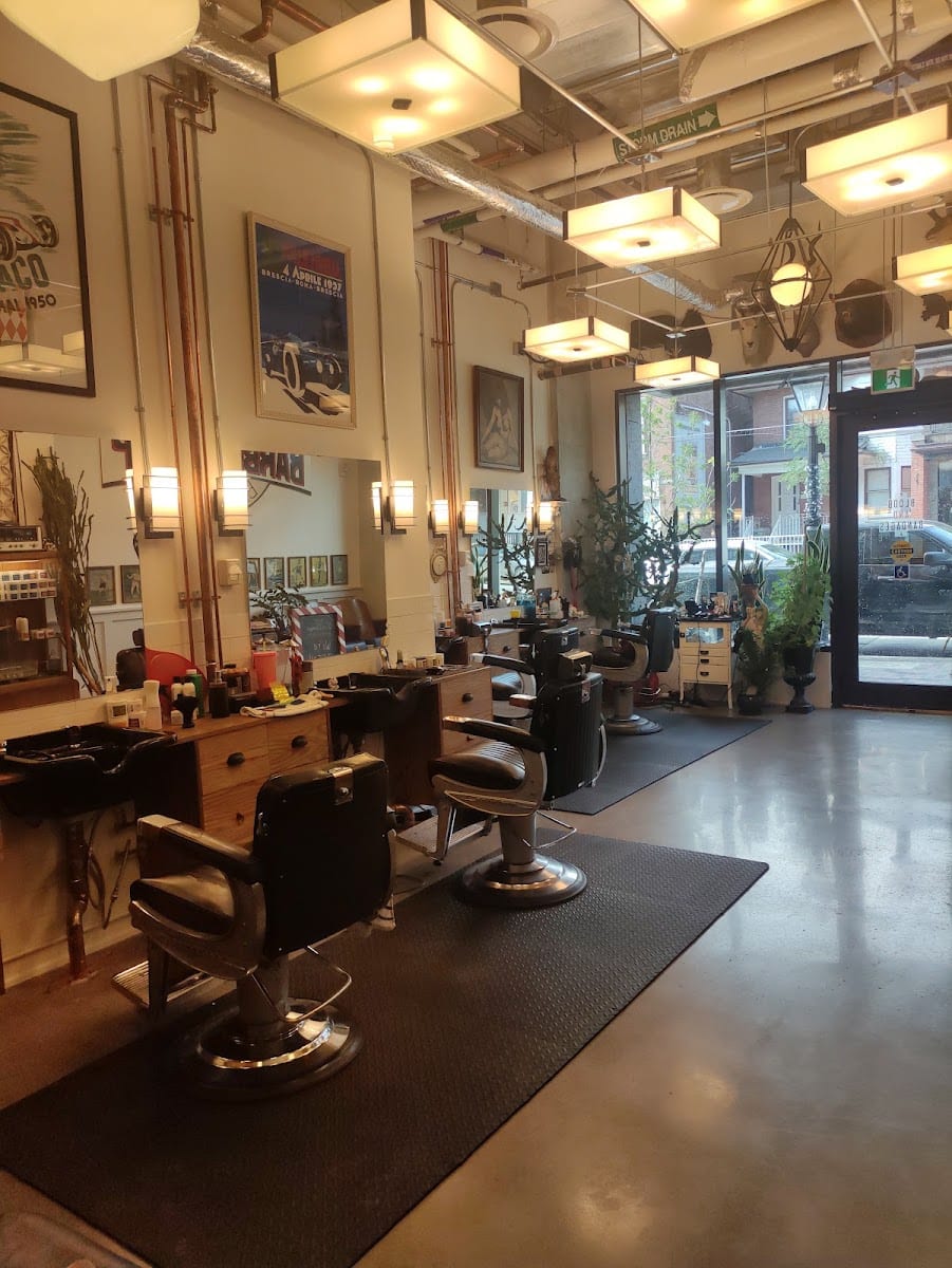 Blood & Bandages Barbershop, photo 2