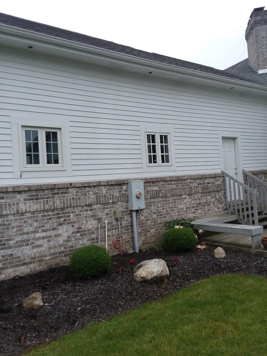 Sycamore Hills Swim & Racquet Club, photo 3