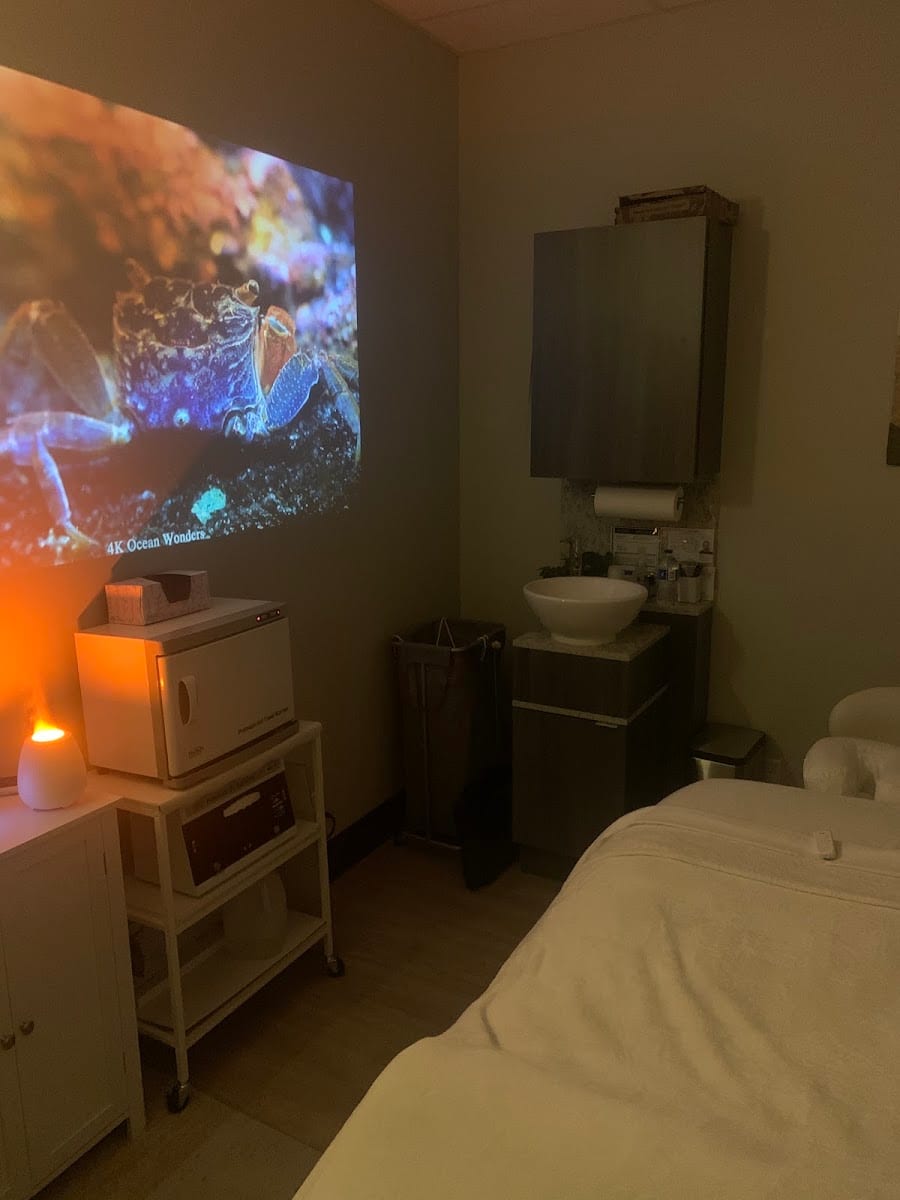 Aquarius Massage has relocated to Elements Massage