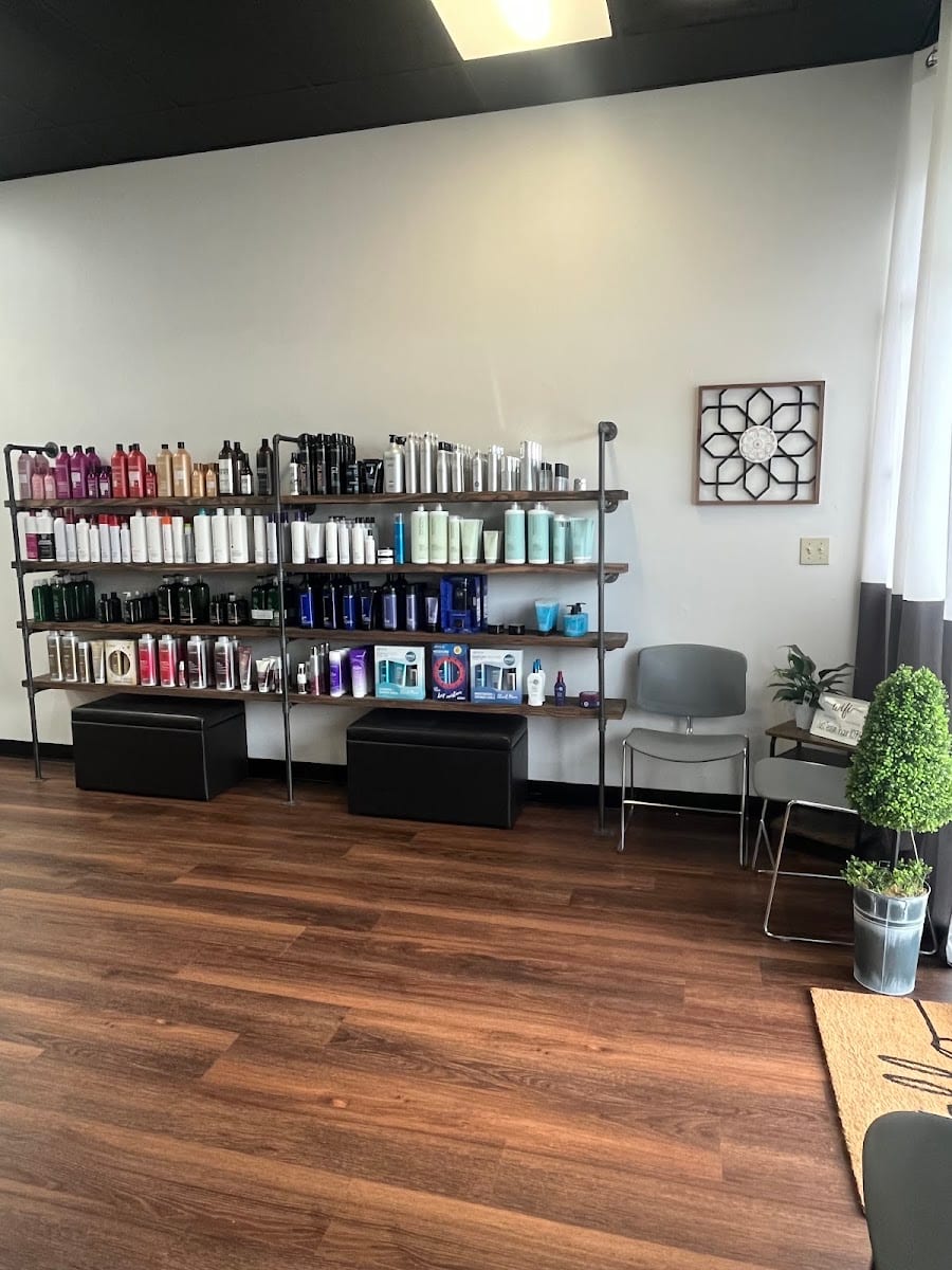 Just Teasin Hair Studio