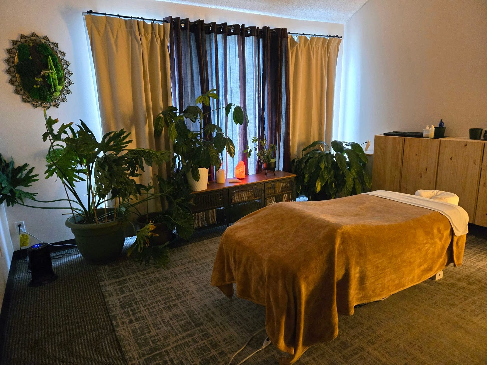 Pokey Elbows Massage Therapy