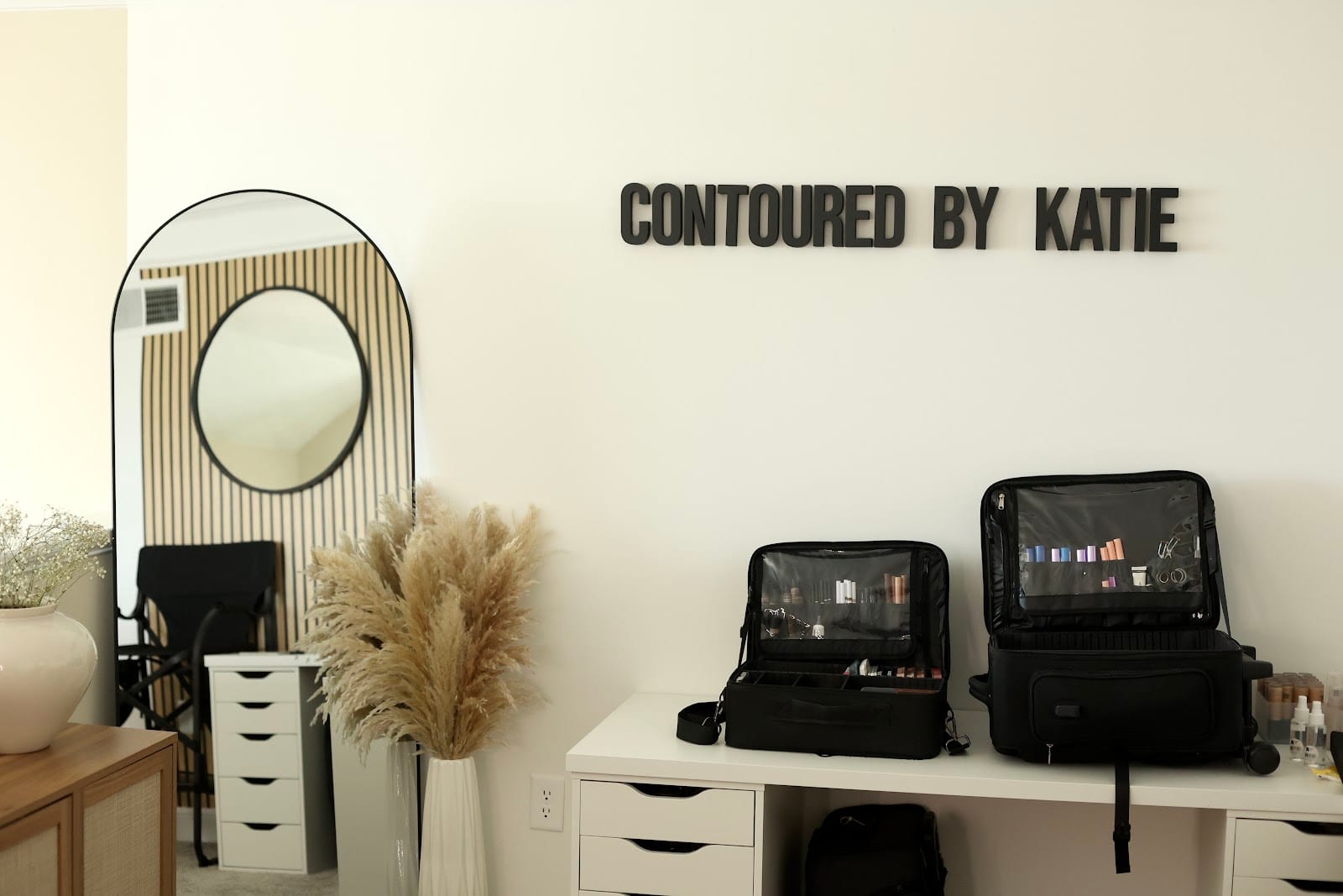 Contoured by Katie, photo 2