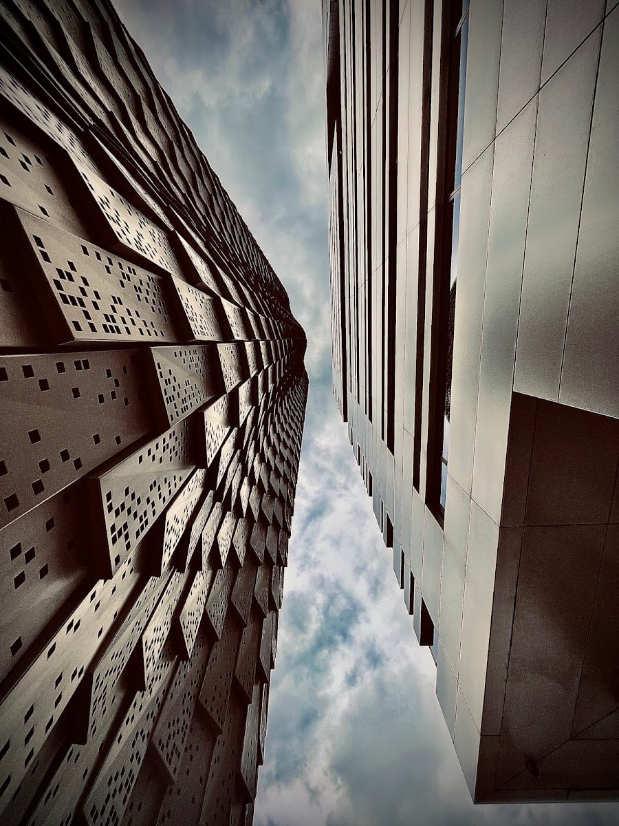 MEST CONSTRUCTION