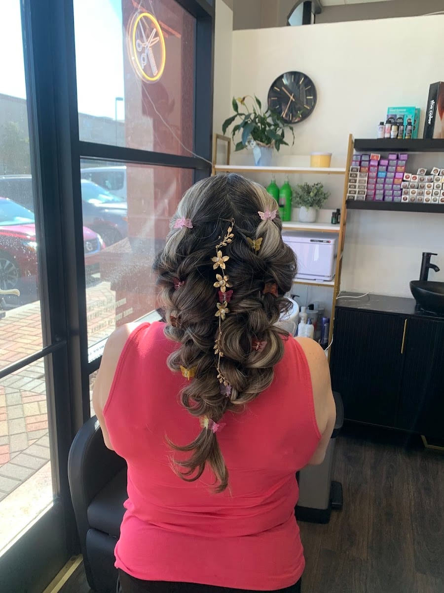 MARIA GARCIA HAIR SALON, photo 2