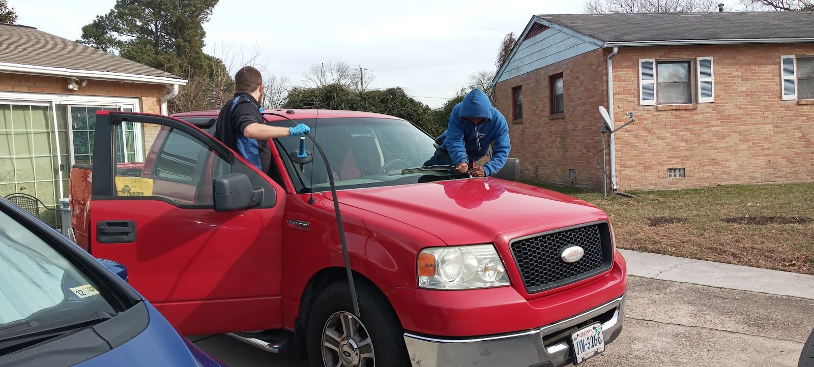 Danny's Auto Glass & Mirror