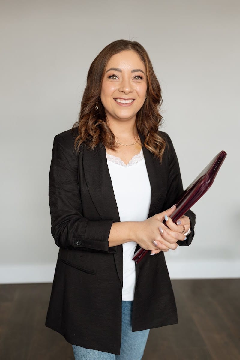 Sandy Hansen Realtor Berkshire Hathaway, photo 2