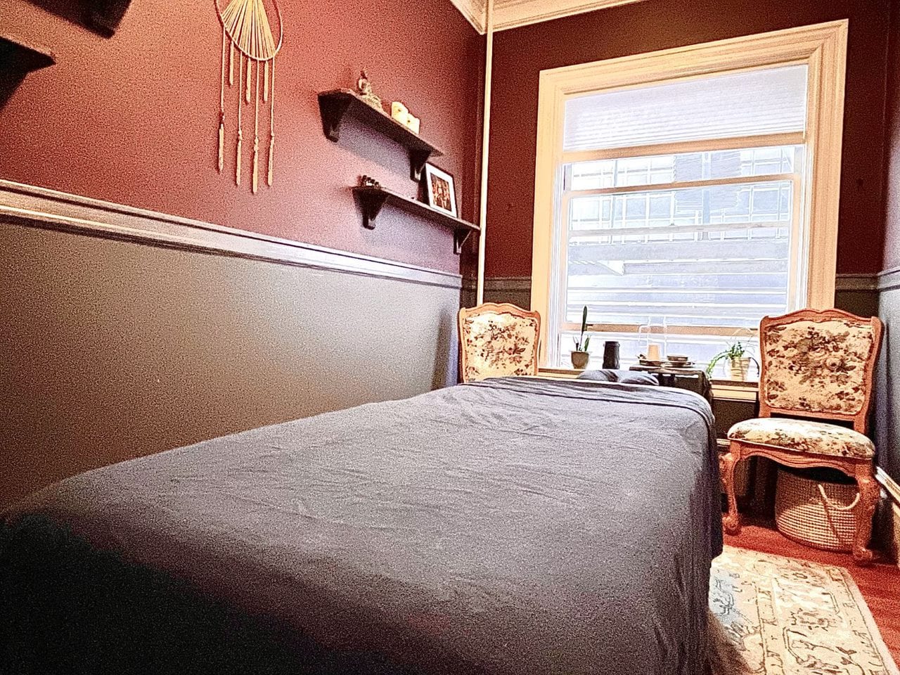 Nurturing Elbows Massage, photo 4