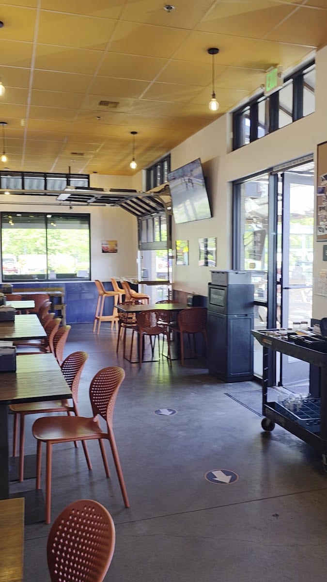 Briggs Taphouse, photo 3