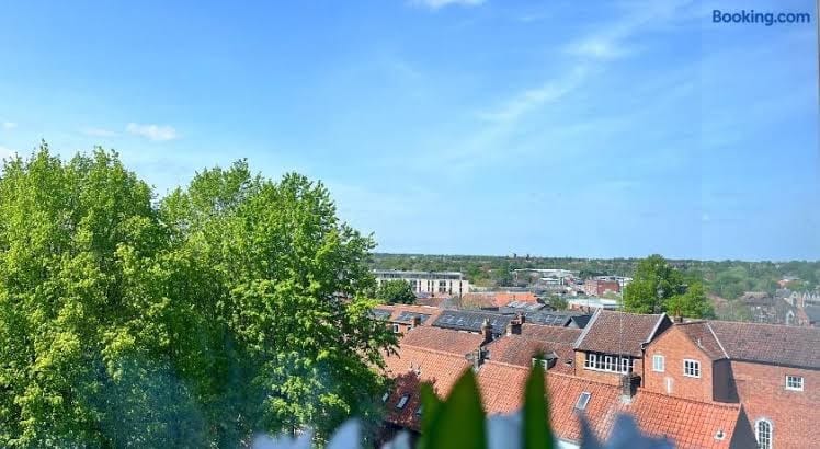 2br Brewery View Stylish Apt Fast Wifi - Apartment, photo 3