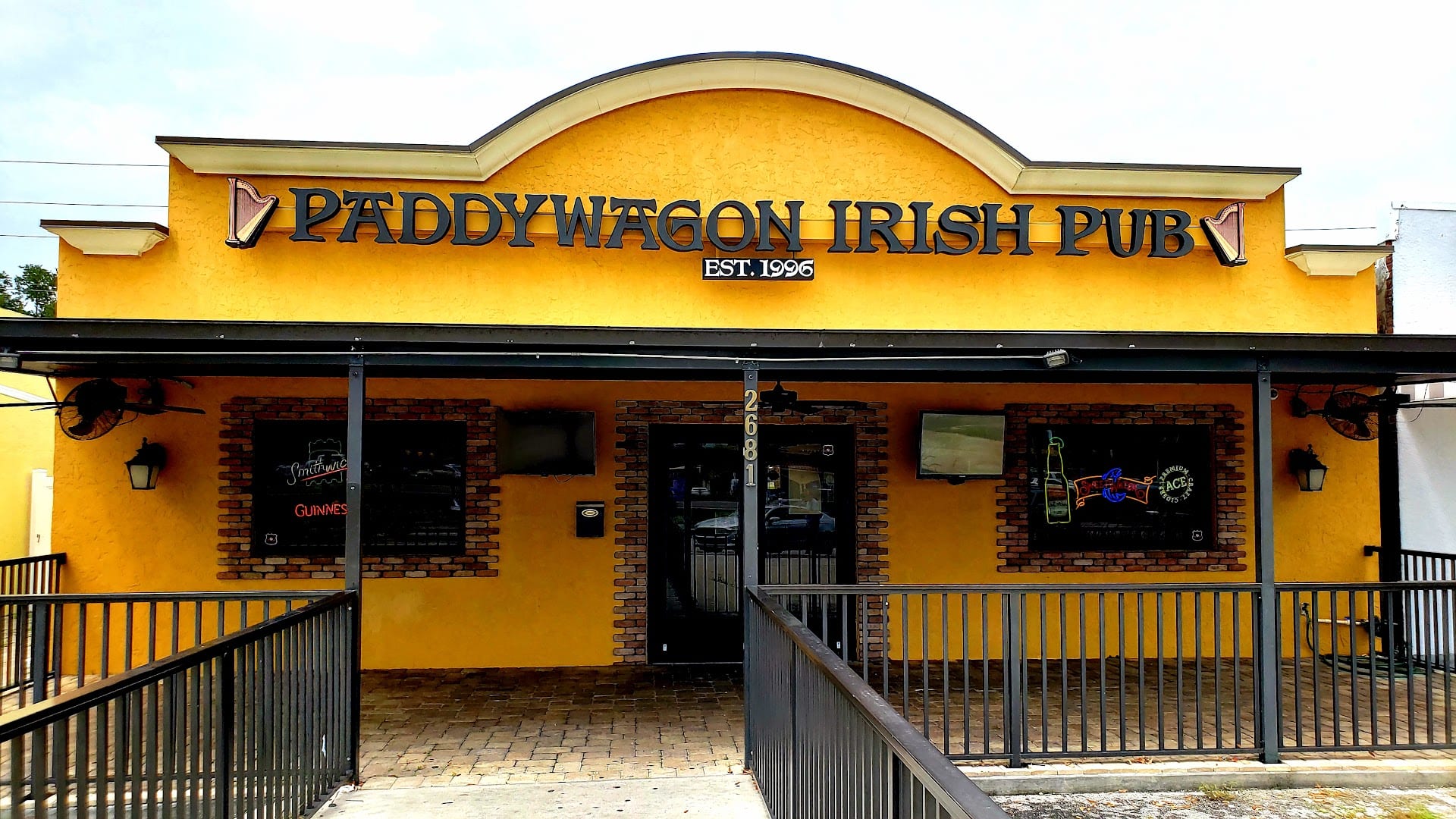 Paddy Wagon Irish Pub