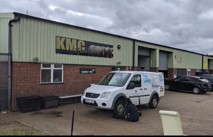 KMC Tyres