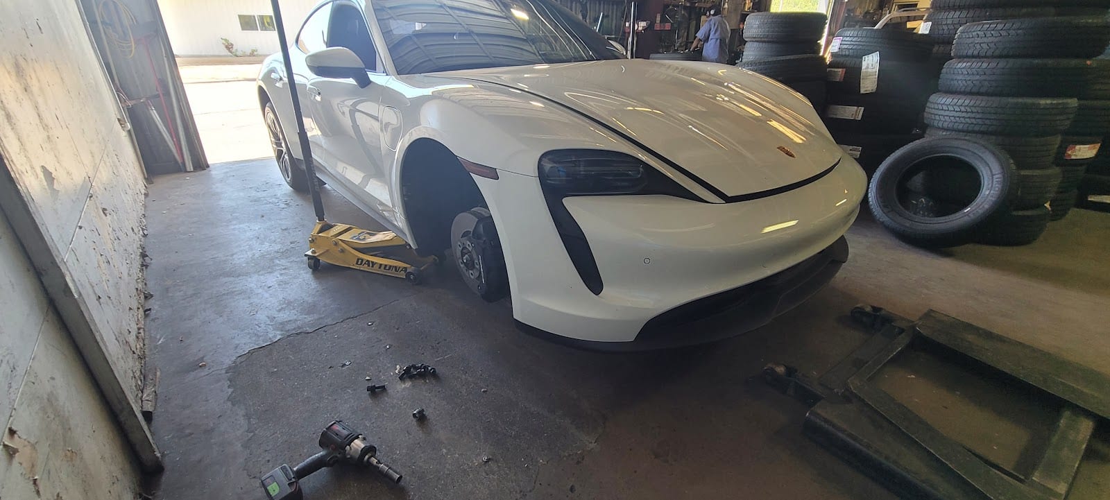 Real's tire service