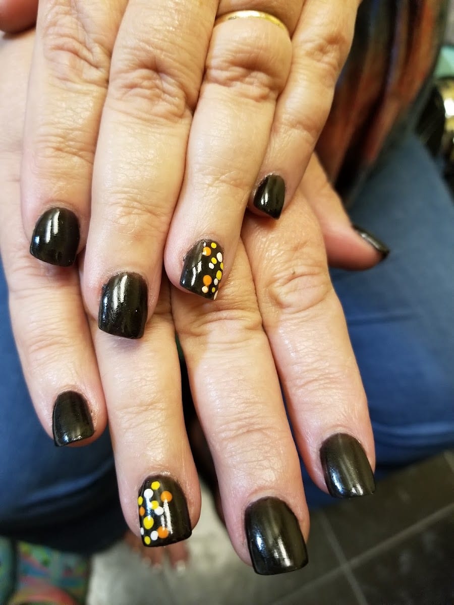 Turning Heads Salon -Formally By Design Salon, photo 4